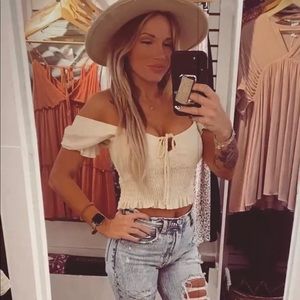 Meet your Posher, Aly